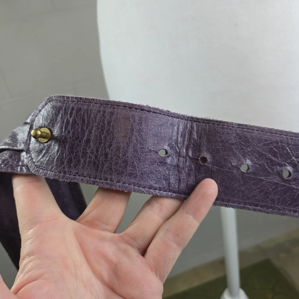 Vtg light purple soft Slouchy  leather loop boho belt